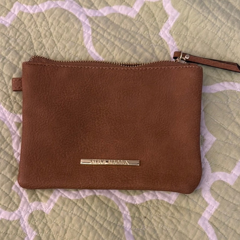 Steve Madden Brown Leather Wristlet